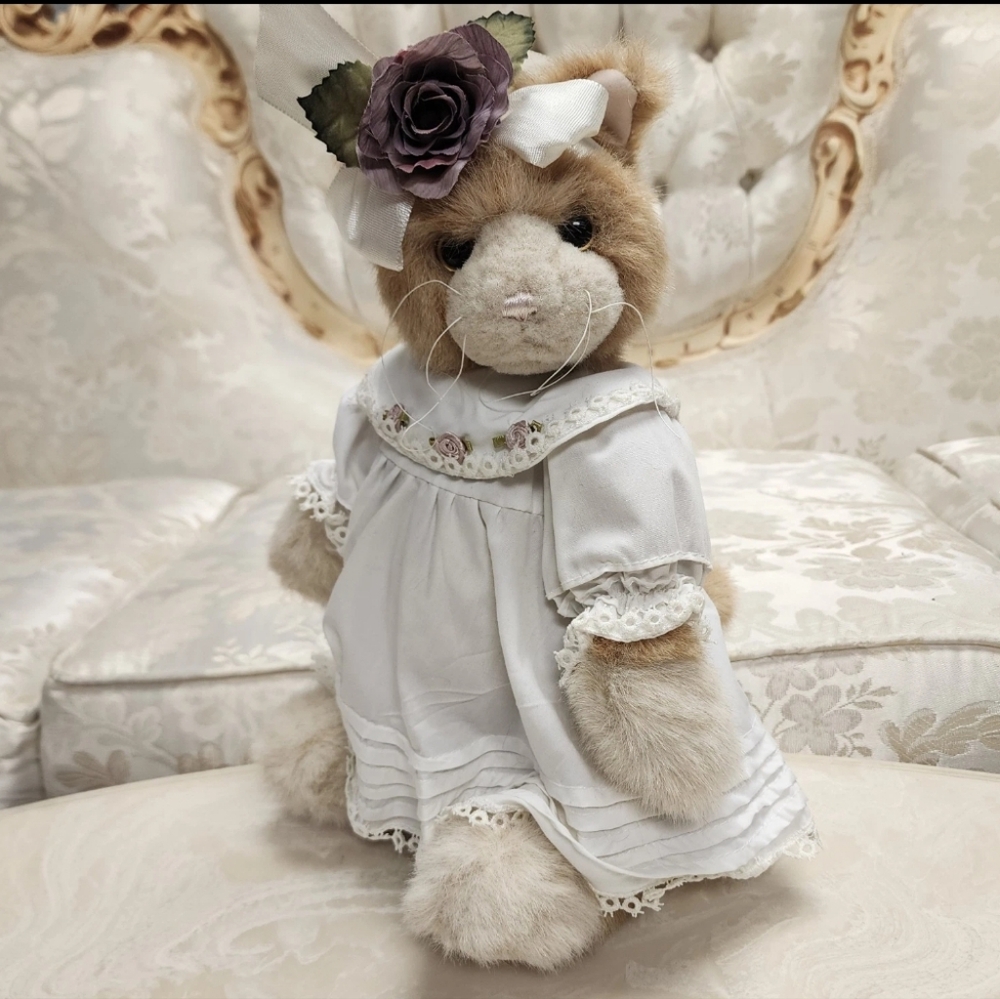 Bearington Collection Poseable Plush Cat Rare - Picture 3 of 7